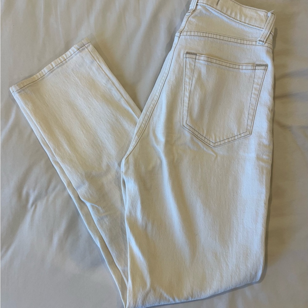 Abercrombie & Fitch-Curve Love Ultra High Rise Ankle Straight Jean
